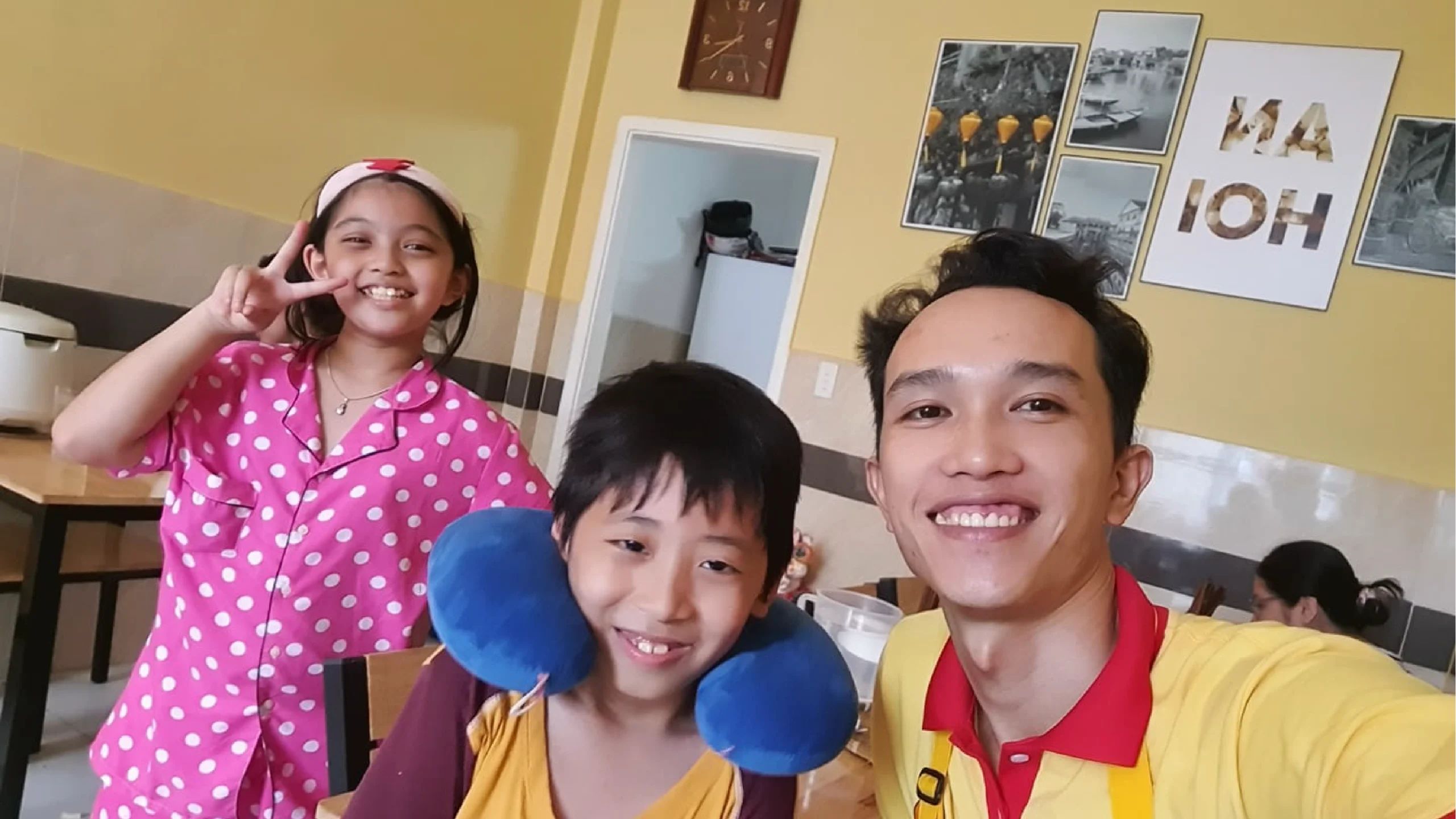 Vào đời - Khởi nghiệp cơm gà